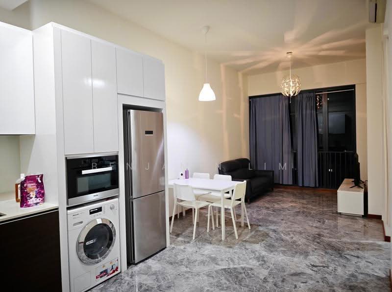 Bijou, 2 Jalan Mat Jambol, 1 Bedroom, 592 sqft, Condominium For Sale, by Benjamin Lim, 500244636 - Kitchen - PropertyGuru.com.sg