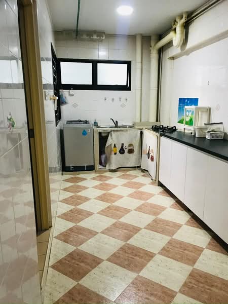 320D Anchorvale Drive, 320D Anchorvale Drive, 3 Bedrooms, 1,033 sqft, HDB Flat For Rent, by Peter Lee, 500244642 - Kitchen - PropertyGuru.com.sg