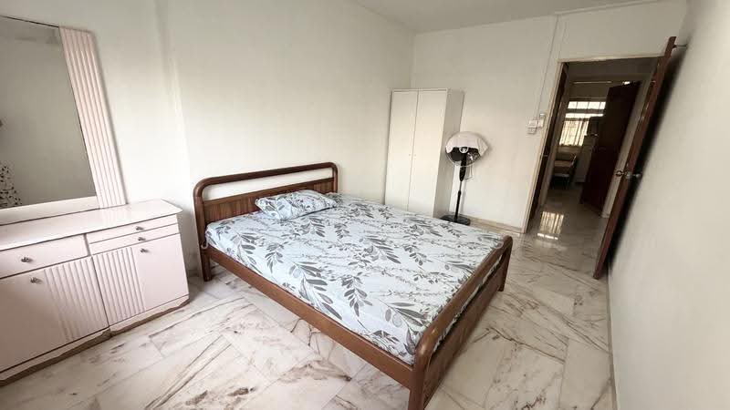 20 Queen's Close, 20 Queen's Close, Alexandra / Commonwealth, Room Rental, 150 sqft, HDB Flat For Rent, by Jaznale Ng, 500244645 - Bedroom - PropertyGuru.com.sg