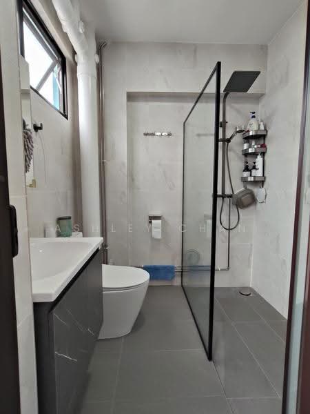 859A Tampines Avenue 5, 859A Tampines Avenue 5, 3 Bedrooms, 1,119 sqft, HDB Flat For Sale, by Ashley Chan, 500244648 - Bathroom - PropertyGuru.com.sg