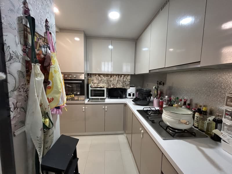 Blossom Residences, 30 Segar Road, 3 Bedrooms, 969 sqft, Executive Condominium For Sale, by Priscillia Wong, 500244649 - Kitchen - PropertyGuru.com.sg