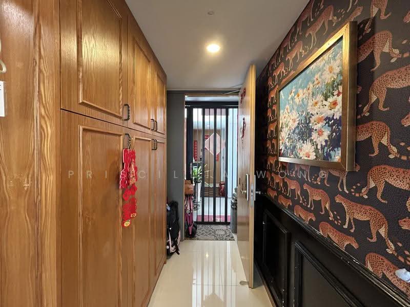 Blossom Residences, 30 Segar Road, 3 Bedrooms, 969 sqft, Executive Condominium For Sale, by Priscillia Wong, 500244649 - Entrance - PropertyGuru.com.sg