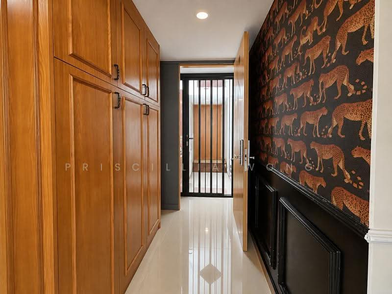 Blossom Residences, 30 Segar Road, Dairy Farm / Bukit Panjang / Choa Chu Kang, 3 Bedrooms, 969 sqft, Executive Condominium For Sale, by Priscillia Wong, 500244649 - Entrance - PropertyGuru.com.sg