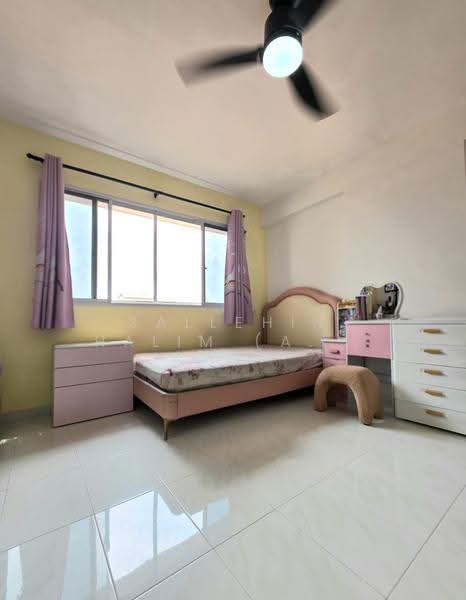 229 Bishan Street 23, 229 Bishan Street 23, 3 Bedrooms, 1,120 sqft, HDB Flat For Sale, by Sallehin Halim (Agent Soul), 500244660 - Bedroom - PropertyGuru.com.sg