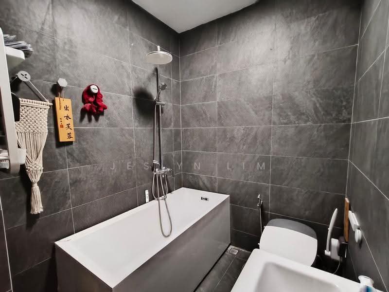 Parc Elegance, 17 Telok Kurau Road, 1 Bedroom, 441 sqft, Condominium For Sale, by Jeslyn Lim, 500244670 - Bathroom - PropertyGuru.com.sg