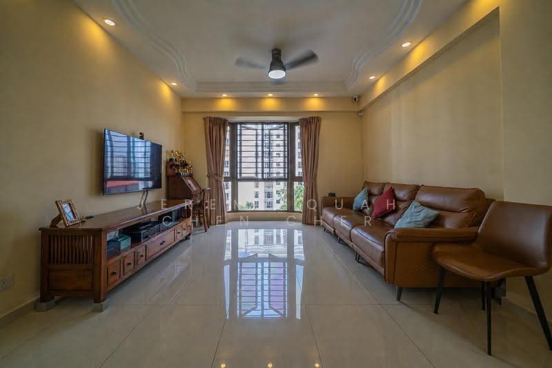 Parkview Apartments, 5 Bukit Batok Street 25, 2 Bedrooms, 980 sqft, Apartment For Sale, by Jeremy Quah Chen Cher, 500244675 - PropertyGuru.com.sg