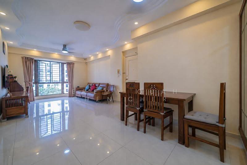 Parkview Apartments, 5 Bukit Batok Street 25, 2 Bedrooms, 980 sqft, Apartment For Sale, by Jeremy Quah Chen Cher, 500244675 - PropertyGuru.com.sg