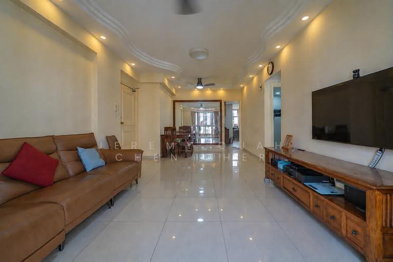 Parkview Apartments, 5 Bukit Batok Street 25, 2 Bedrooms, 980 sqft, Apartment For Sale, by Jeremy Quah Chen Cher, 500244675 - PropertyGuru.com.sg