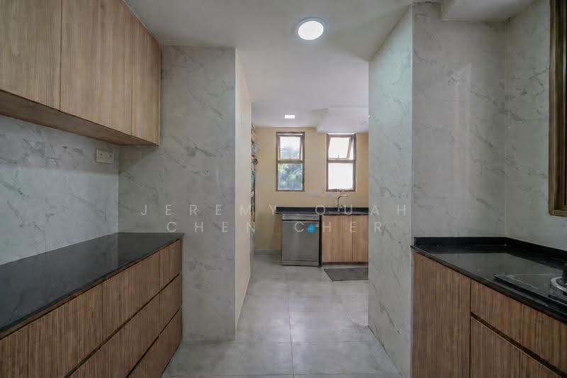 Parkview Apartments, 5 Bukit Batok Street 25, 2 Bedrooms, 980 sqft, Apartment For Sale, by Jeremy Quah Chen Cher, 500244675 - PropertyGuru.com.sg