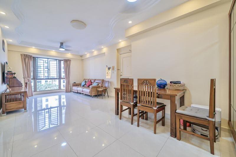 Parkview Apartments, 5 Bukit Batok Street 25, Dairy Farm / Bukit Panjang / Choa Chu Kang, 2 Bedrooms, 980 sqft, Apartment For Sale, by Jeremy Quah Chen Cher, 500244675 - Living Room - PropertyGuru.com.sg