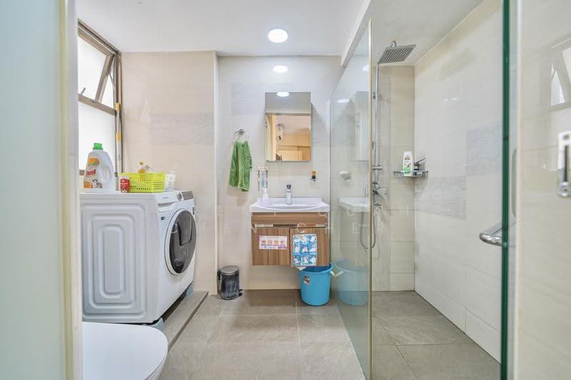 Parkview Apartments, 5 Bukit Batok Street 25, Dairy Farm / Bukit Panjang / Choa Chu Kang, 2 Bedrooms, 980 sqft, Apartment For Sale, by Jeremy Quah Chen Cher, 500244675 - PropertyGuru.com.sg