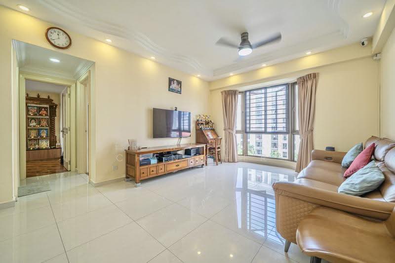 Parkview Apartments, 5 Bukit Batok Street 25, Dairy Farm / Bukit Panjang / Choa Chu Kang, 2 Bedrooms, 980 sqft, Apartment For Sale, by Jeremy Quah Chen Cher, 500244675 - Living Room - PropertyGuru.com.sg