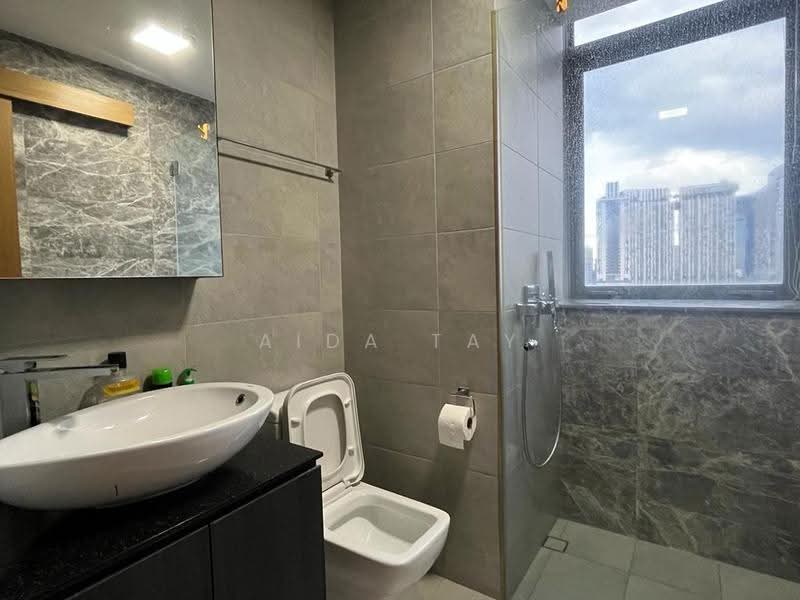 Spottiswoode Suites, 16 Spottiswoode Park Road, 2 Bedrooms, 538 sqft, Condominium For Rent, by Aida Tay, 500244676 - Bathroom - PropertyGuru.com.sg