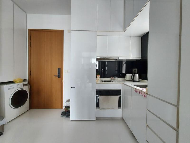 Spottiswoode Suites, 16 Spottiswoode Park Road, 2 Bedrooms, 538 sqft, Condominium For Rent, by Aida Tay, 500244676 - Kitchen - PropertyGuru.com.sg