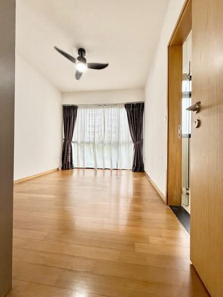 Nin Residence, 83 Pheng Geck Avenue, 2 Bedrooms, 850 sqft, Apartment For Sale, by Kevin Soh Lee Wee 苏立伟, 500244679 - Master room 2/2 - PropertyGuru.com.sg