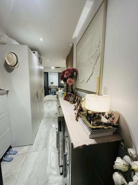 The Verandah Residences, 227 Pasir Panjang Road, 1 Bedroom, 463 sqft, Condominium For Rent, by Lawrence Wee, 500244692 - Corridor - PropertyGuru.com.sg