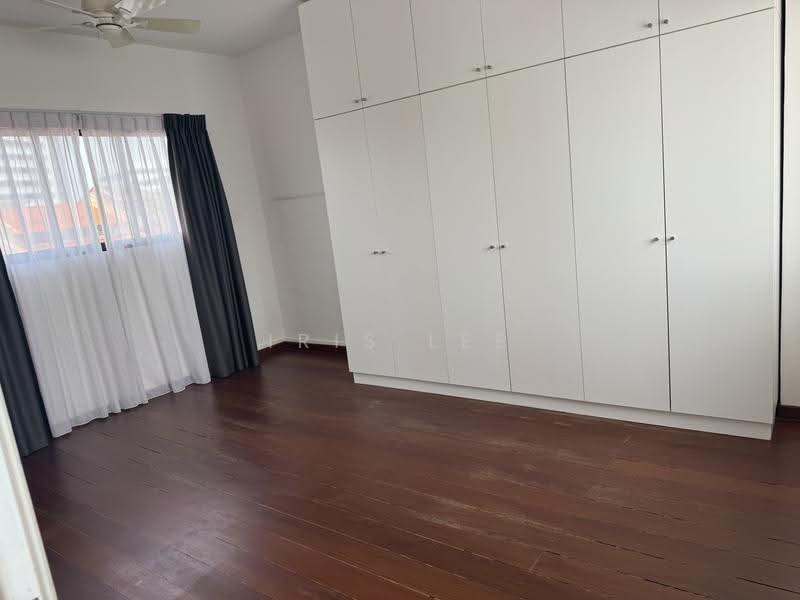 Pasir Ris Beach Park, Pasir Ris Avenue, 5 Bedrooms, 4,000 sqft, Corner Terrace For Sale, by Iris Lee, 500244694 - Bedroom - PropertyGuru.com.sg