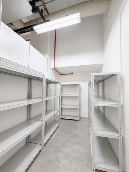 Pantech Business Hub, 196 Pandan Loop, 1,595 sqft, Factory / Workshop (B2) For Sale, by Leng ., 500244712 - CommercialGuru.com.sg