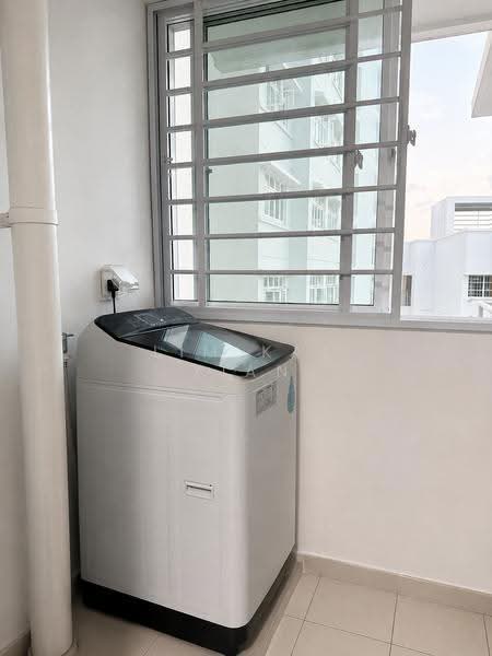 664A Punggol Drive, 664A Punggol Drive, 1 Bedroom, 550 sqft, HDB Flat For Rent, by Lim Kai Xian, 500244718 - Yard - PropertyGuru.com.sg