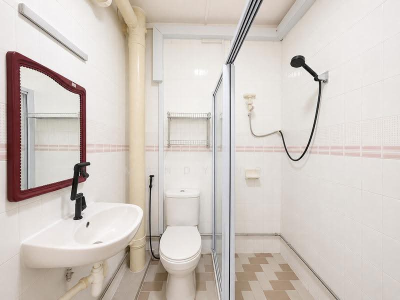 538 Hougang Street 52, 538 Hougang Street 52, Hougang / Punggol / Sengkang, 4 Bedrooms, 1,582 sqft, HDB Flat For Sale, by Mandy Ng, 500244720 - Bathroom - PropertyGuru.com.sg
