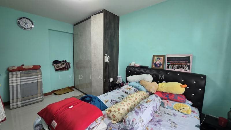 292B Bukit Batok East Avenue 6, 292B Bukit Batok East Avenue 6, 3 Bedrooms, 1,001 sqft, HDB Flat For Sale, by Lydia Hanim, 500244721 - Bedroom - PropertyGuru.com.sg