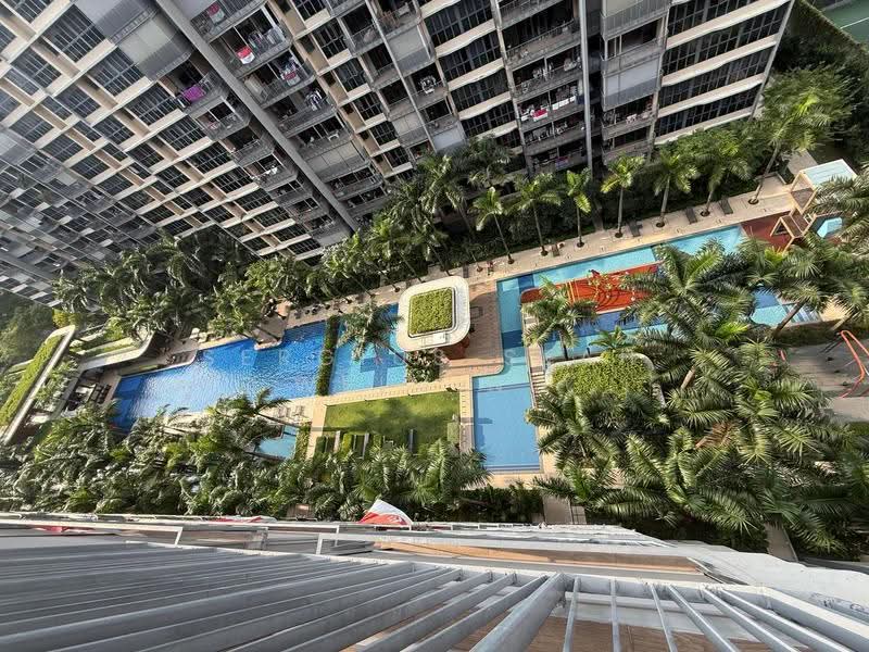 Hundred Palms Residences, 270 Yio Chu Kang Road, 3 Bedrooms, 915 sqft, Condominium For Sale, by Sergius Seah Weiming, 500244722 - Pool view - PropertyGuru.com.sg