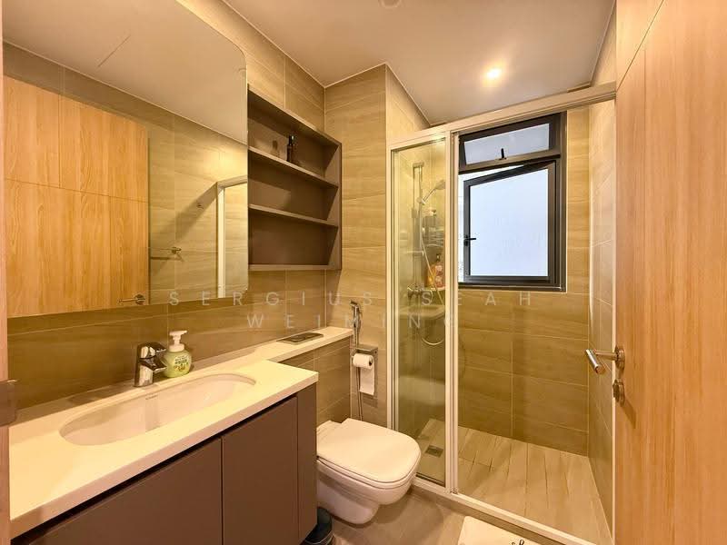 Hundred Palms Residences, 270 Yio Chu Kang Road, 3 Bedrooms, 915 sqft, Condominium For Sale, by Sergius Seah Weiming, 500244722 - Common Bathroom - PropertyGuru.com.sg