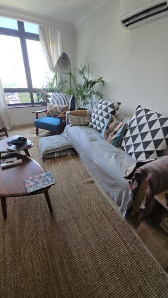 Jervois Jade, 21 Jervois Close, 2 Bedrooms, 1,141 sqft, Apartment For Sale, by Rayne Chua 蔡美慧, 500244735 - PropertyGuru.com.sg