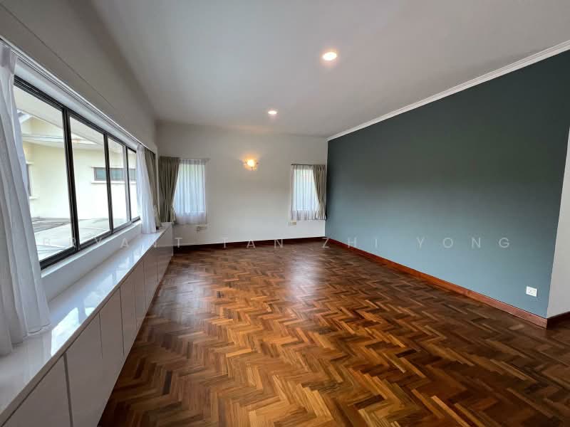Jalan Lim Tai See, Tanglin / Holland / Bukit Timah, 5 Bedrooms, 6,000 sqft, Bungalow House For Rent, by Bryant Tan Zhi Yong, 500244756 - Living Room - PropertyGuru.com.sg