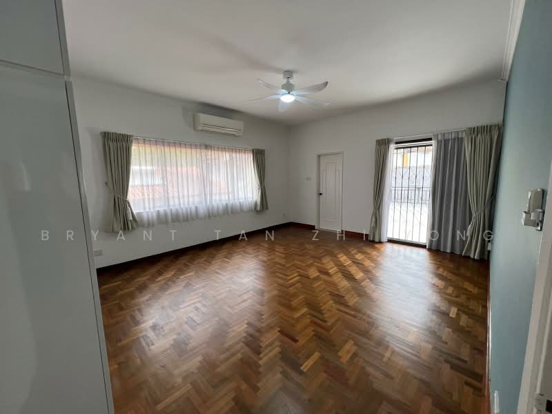 Jalan Lim Tai See, Tanglin / Holland / Bukit Timah, 5 Bedrooms, 6,000 sqft, Bungalow House For Rent, by Bryant Tan Zhi Yong, 500244756 - Living Room - PropertyGuru.com.sg