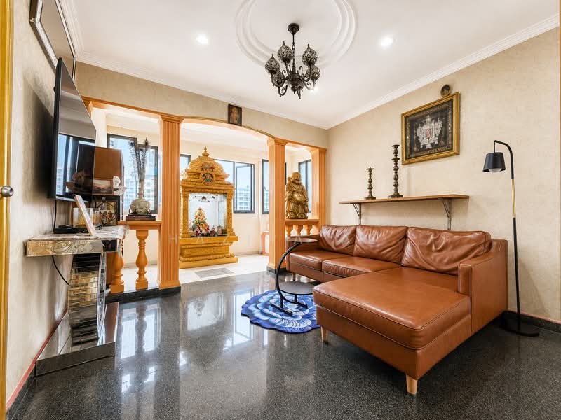787D Woodlands Crescent, 787D Woodlands Crescent, Admiralty / Woodlands, 4 Bedrooms, 1,313 sqft, HDB Flat For Sale, by Hazira Az, 500244758 - Living Room - PropertyGuru.com.sg