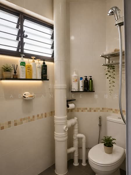 258 Jurong East Street 24, 258 Jurong East Street 24, Room Rental, 180 sqft, HDB Flat For Rent, by Adrian Lee 李俊汶, 500244774 - Bathroom - PropertyGuru.com.sg