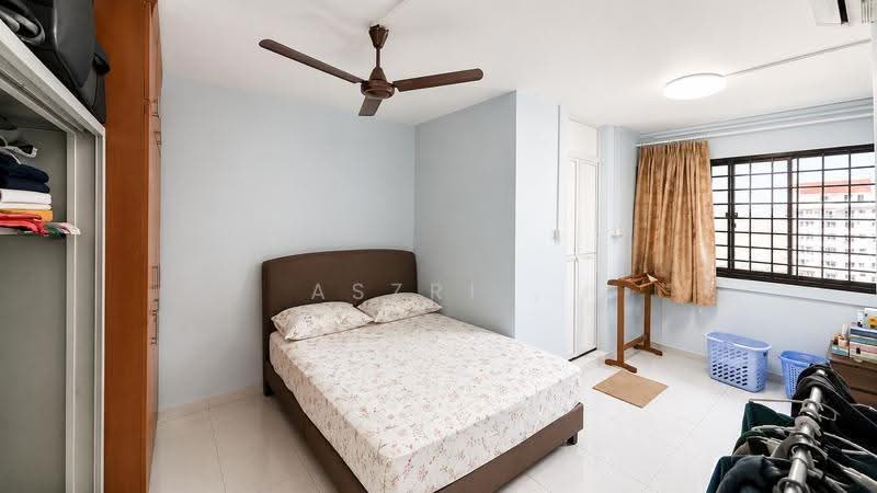 404 Choa Chu Kang Avenue 3, 404 Choa Chu Kang Avenue 3, 3 Bedrooms, 1,012 sqft, HDB Flat For Sale, by Aszri ., 500244794 - Bedroom - PropertyGuru.com.sg