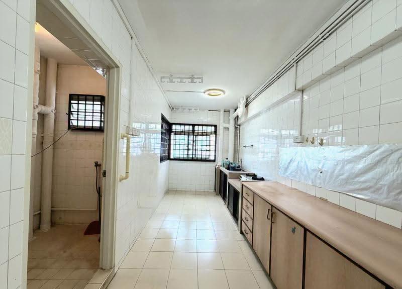479 Sembawang Drive, 479 Sembawang Drive, 3 Bedrooms, 926 sqft, HDB Flat For Sale, by Gina Lee, 500244799 - Kitchen - PropertyGuru.com.sg