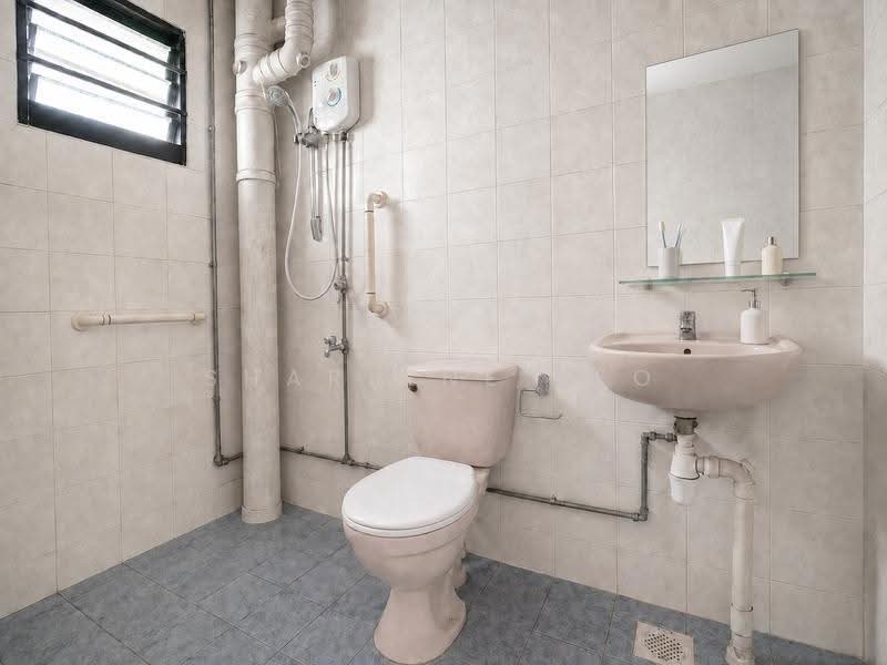 640 Woodlands Ring Road, 640 Woodlands Ring Road, Admiralty / Woodlands, Room Rental, 120 sqft, HDB Flat For Rent, by Sharlene Teo, 500244811 - Bathroom - PropertyGuru.com.sg