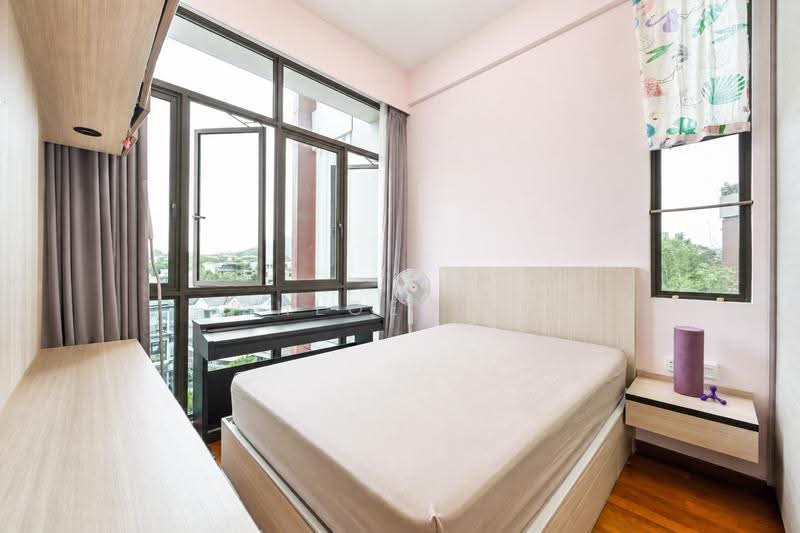 The Creek @ Bukit, 13 Toh Tuck Road, 2 Bedrooms, 743 sqft, Condominium For Sale, by Chloe Teo, 500244836 - Master Bedroom - PropertyGuru.com.sg