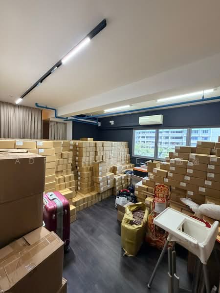 Northpoint Bizhub, 2 Yishun Industrial Street 1, Sembawang / Yishun, 2,561 sqft, Light Industrial (B1) For Sale, by Adrian Wee 黄國强, 500244837 - Interior - CommercialGuru.com.sg
