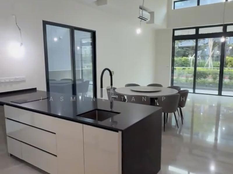 Belgravia Ace, 100 Belgravia Drive, 5 Bedrooms, 4,370 sqft, Semi-Detached House For Sale, by Jasmine Tan P H, 500244840 - Kitchen - PropertyGuru.com.sg