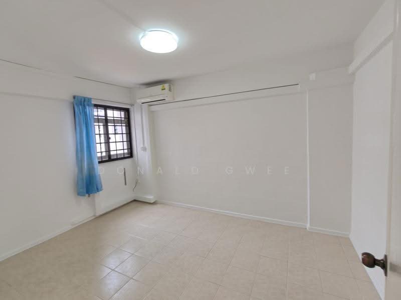 204 Tampines Street 21, 204 Tampines Street 21, 2 Bedrooms, 646 sqft, HDB Flat For Sale, by Donald Gwee, 500244842 - Interior - PropertyGuru.com.sg