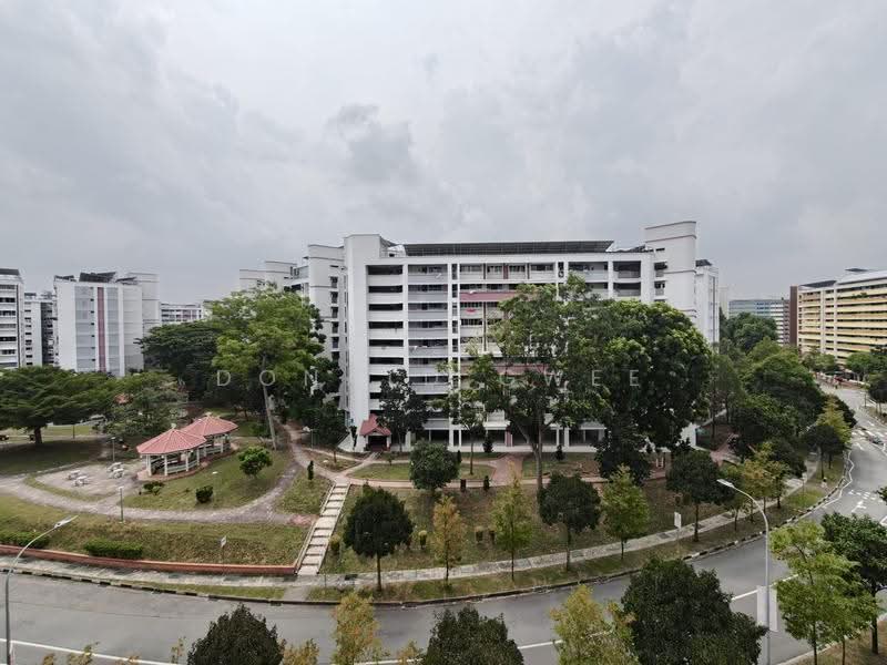 204 Tampines Street 21, 204 Tampines Street 21, 2 Bedrooms, 646 sqft, HDB Flat For Sale, by Donald Gwee, 500244842 - Exterior - PropertyGuru.com.sg