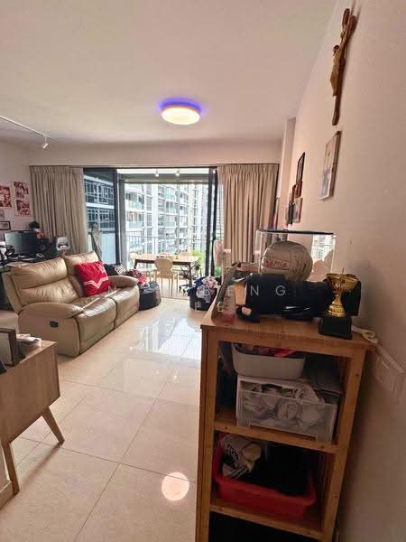 La Fiesta, 70 Sengkang Square, 3 Bedrooms, 1,001 sqft, Condominium For Sale, by Neo Beng Lee, 500244847 - Living Room - PropertyGuru.com.sg