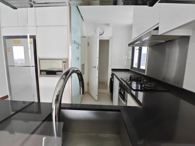 Waterfront Isle, 738 Bedok Reservoir Road, Bedok / Upper East Coast, 2 Bedrooms, 904 sqft, Condominium For Sale, by Eddy Cheng, 500244855 - PropertyGuru.com.sg