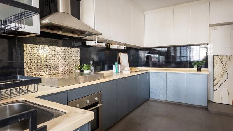 143 Tampines Street 12, 143 Tampines Street 12, 3 Bedrooms, 1,442 sqft, HDB Flat For Sale, by Arthur Lim, 500244868 - Kitchen - PropertyGuru.com.sg