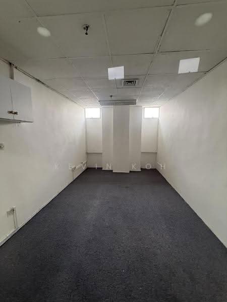 Upper Serangoon Shopping Centre, 756 Upper Serangoon Road, Hougang / Punggol / Sengkang, 204 sqft, Other Retail For Rent, by Kevin Koh, 500244872 - Interior - CommercialGuru.com.sg