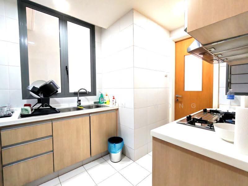 The Linc, 7 Lincoln Road, 3 Bedrooms, 1,141 sqft, Condominium For Rent, by Catherine Wong, 500244874 - Kitchen - PropertyGuru.com.sg