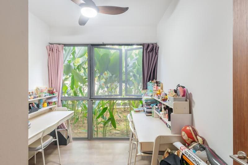 The Visionaire, 188 Canberra Drive, 3 Bedrooms, 980 sqft, Condominium For Sale, by Yee Bey Liew, 500244883 - Bedroom 2 - PropertyGuru.com.sg