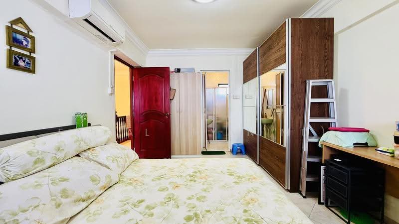 408 Jurong West Street 42, 408 Jurong West Street 42, 3 Bedrooms, 1,561 sqft, HDB Flat For Sale, by Faisal (Ryan MD), 500244886 - Bedroom - PropertyGuru.com.sg