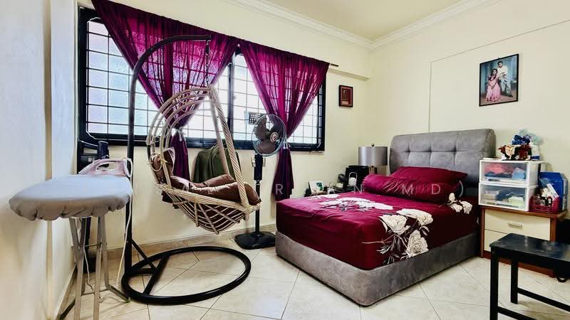 408 Jurong West Street 42, 408 Jurong West Street 42, 3 Bedrooms, 1,561 sqft, HDB Flat For Sale, by Faisal (Ryan MD), 500244886 - Bedroom - PropertyGuru.com.sg