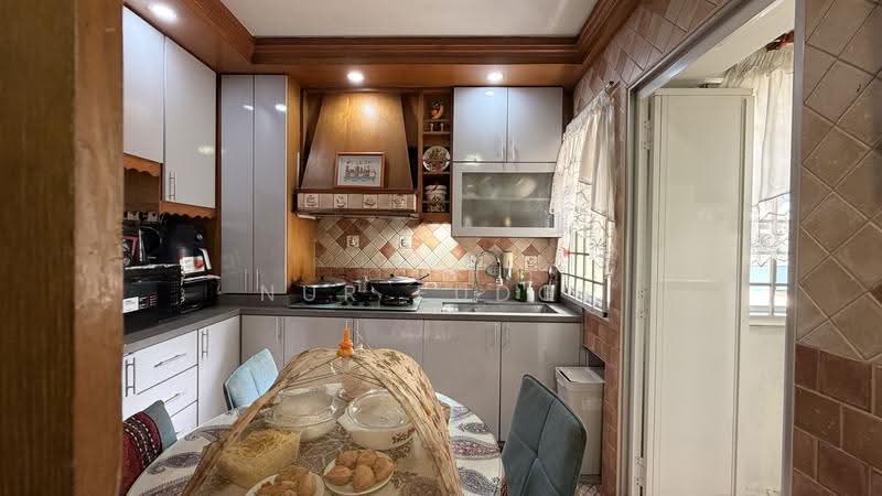 370 Woodlands Avenue 1, 370 Woodlands Avenue 1, 3 Bedrooms, 1,323 sqft, HDB Flat For Sale, by Nur Fudge, 500244889 - Kitchen - PropertyGuru.com.sg