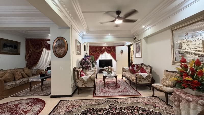 370 Woodlands Avenue 1, 370 Woodlands Avenue 1, 3 Bedrooms, 1,323 sqft, HDB Flat For Sale, by Nur Fudge, 500244889 - Living Room - PropertyGuru.com.sg